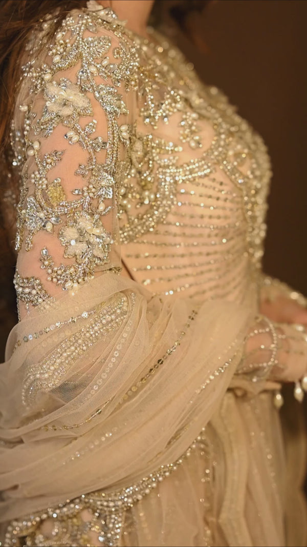 Zara Shah wearing ASM